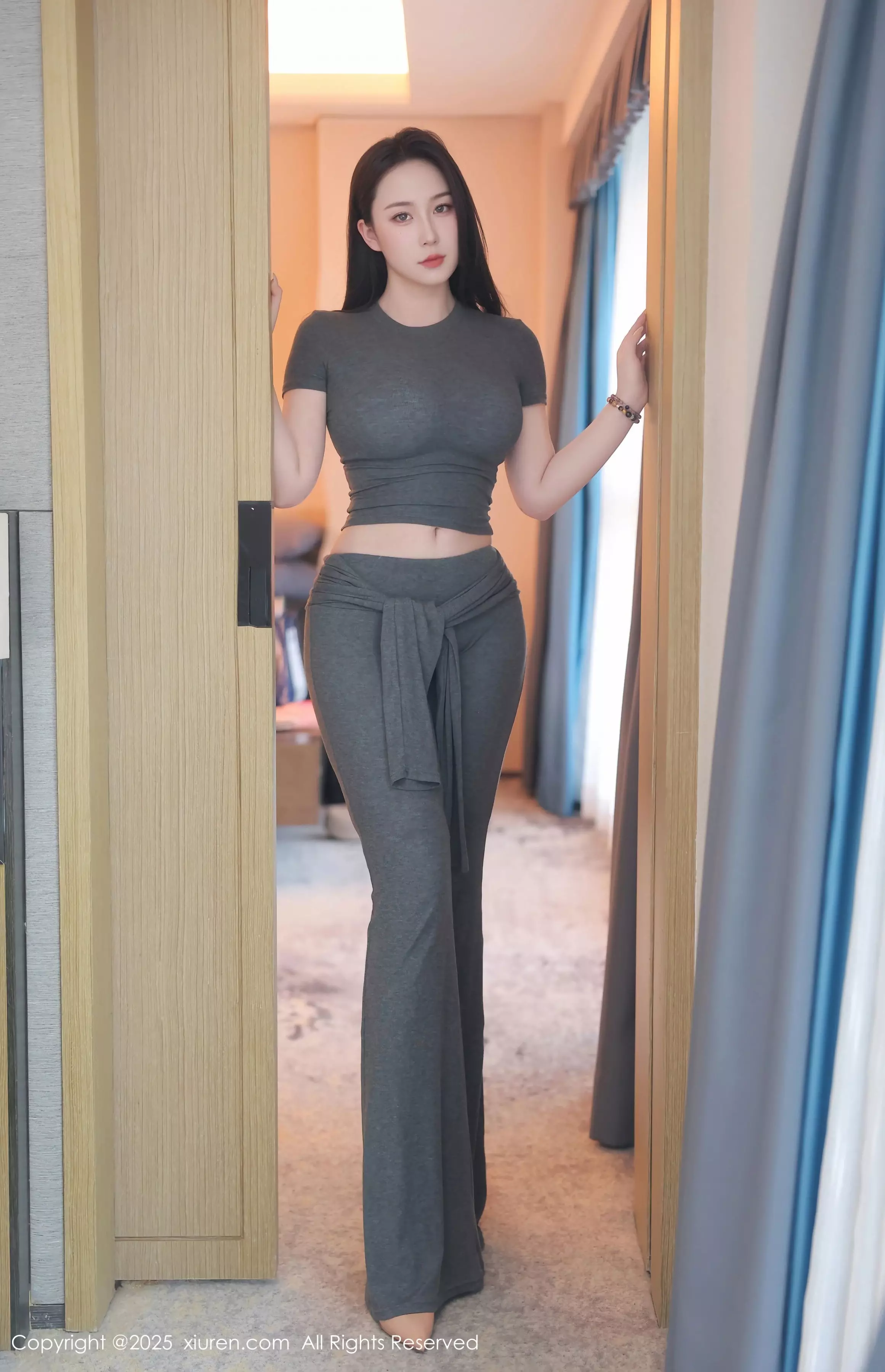 1320953