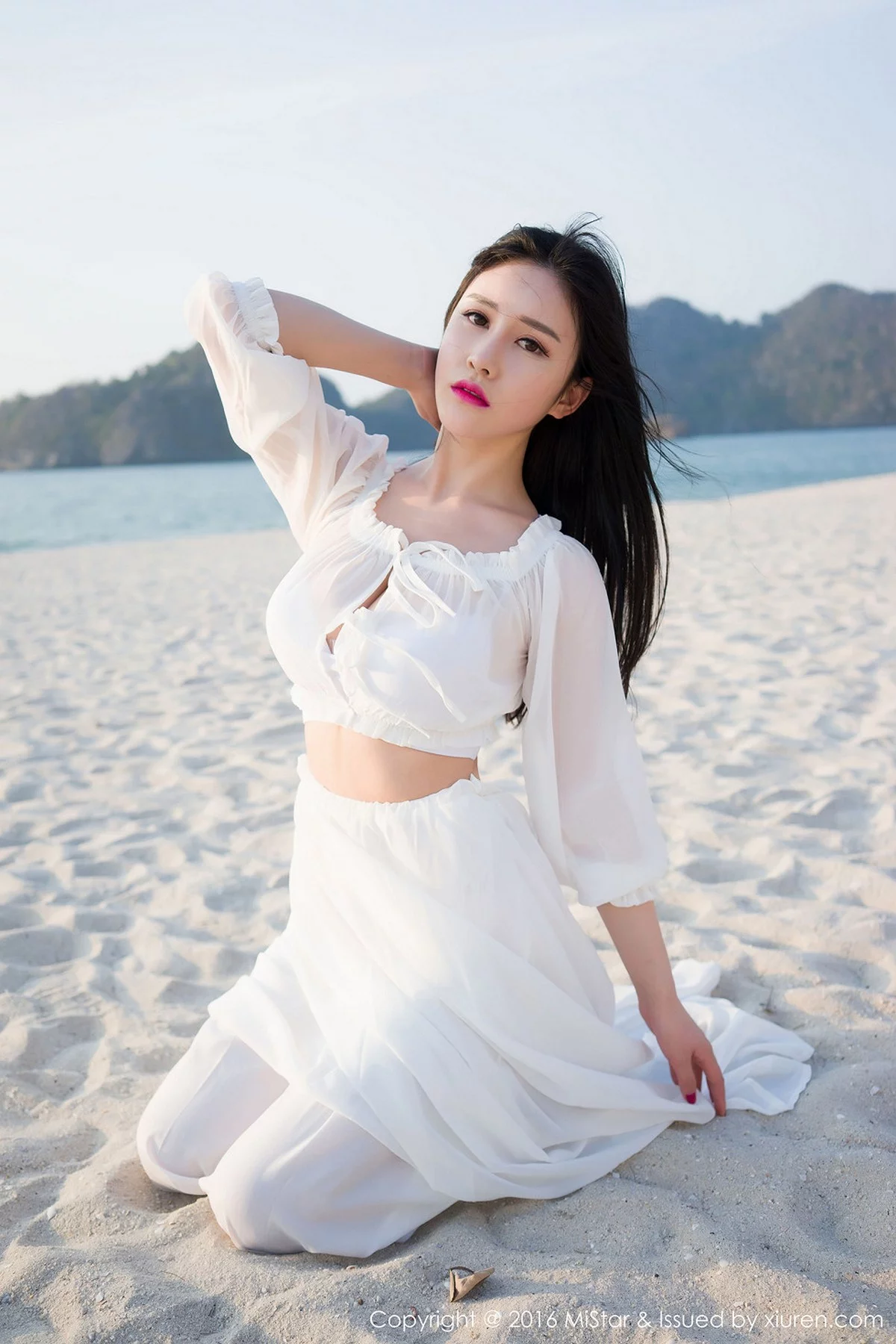[MiStar魅妍社]Vol.106_于姬Una兰卡威旅拍海边沙滩白色薄纱裙秀豪乳写真50P