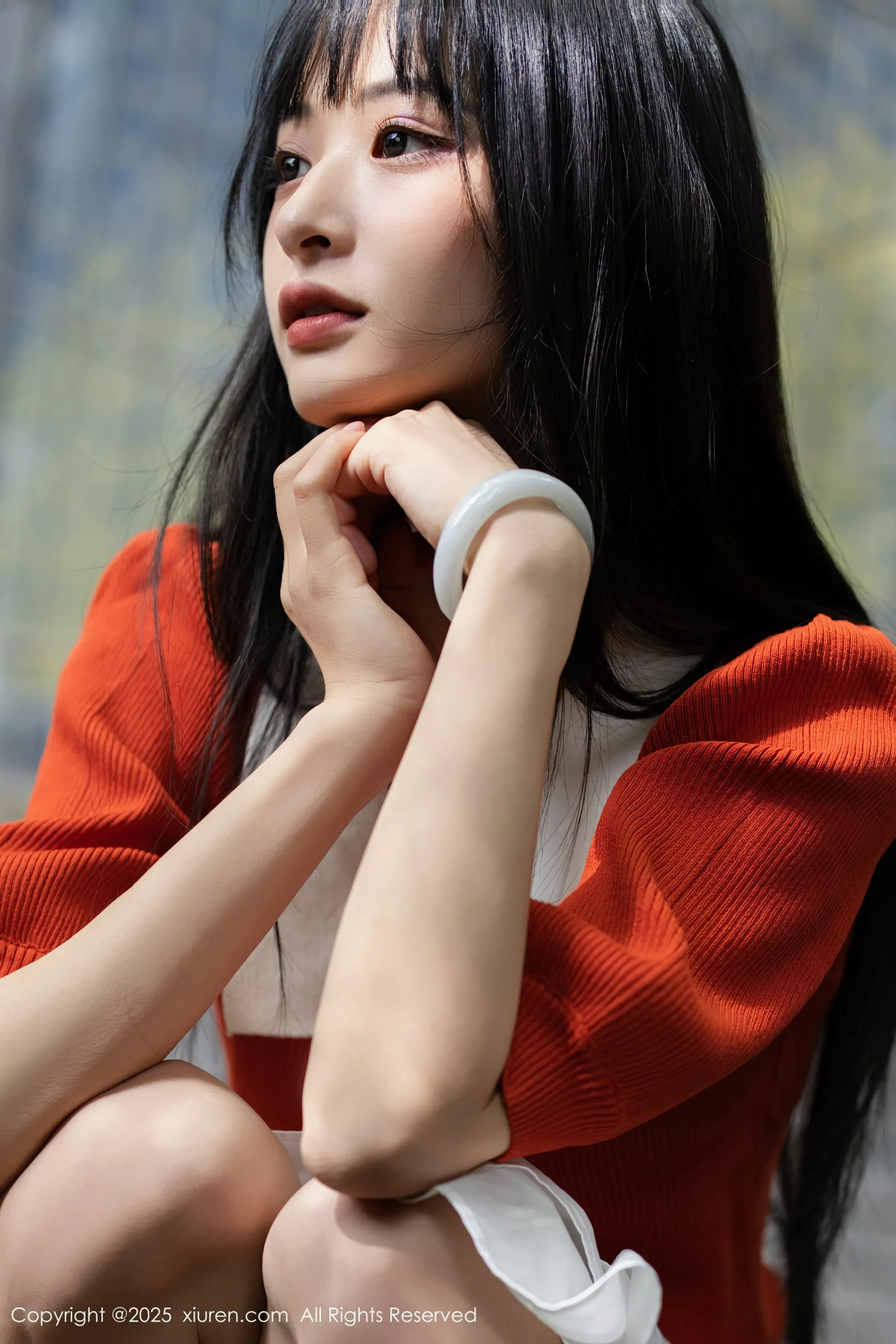 1310600