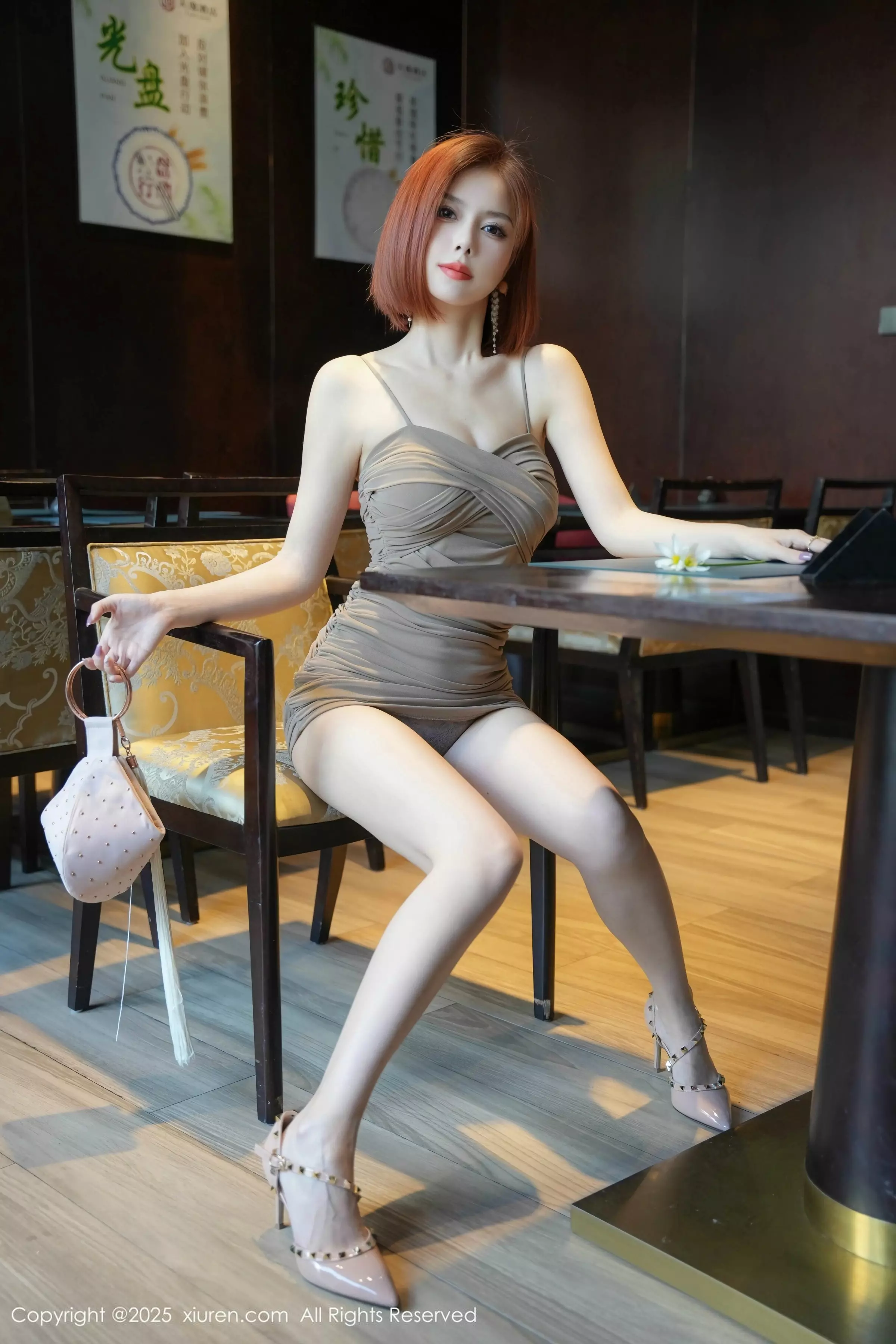 1306907