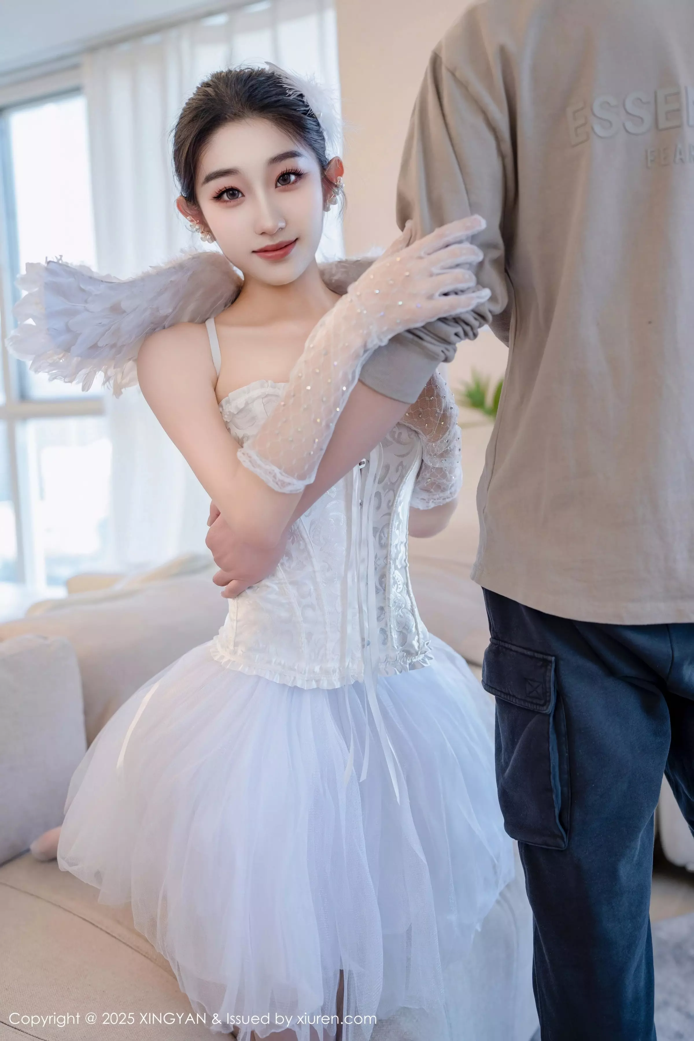 1580217