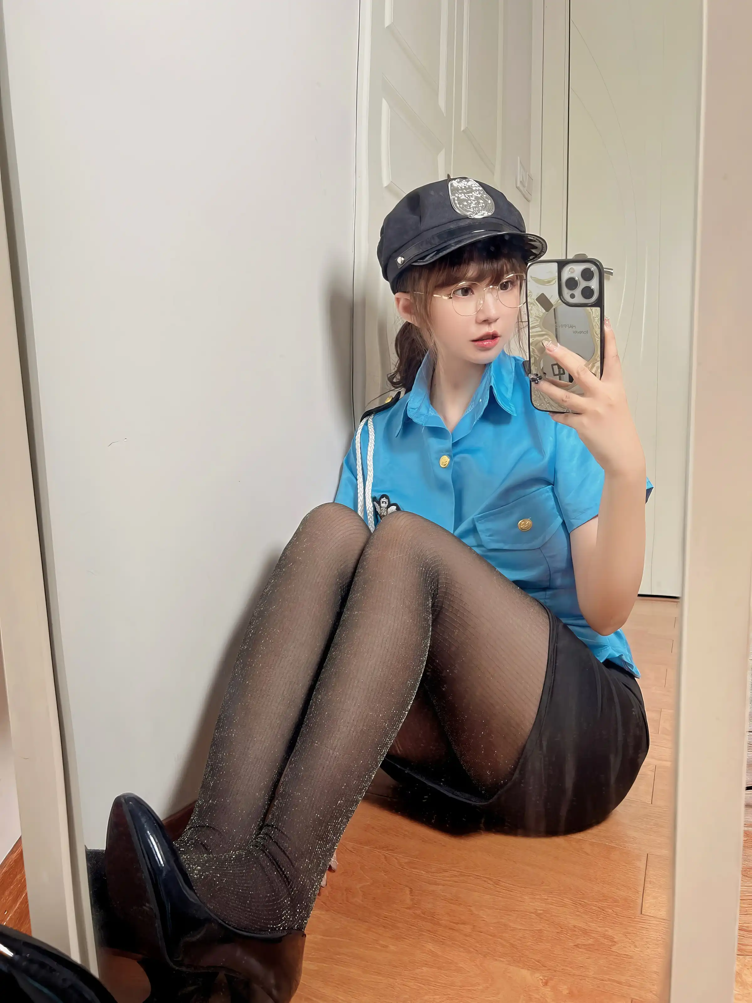 1909539
