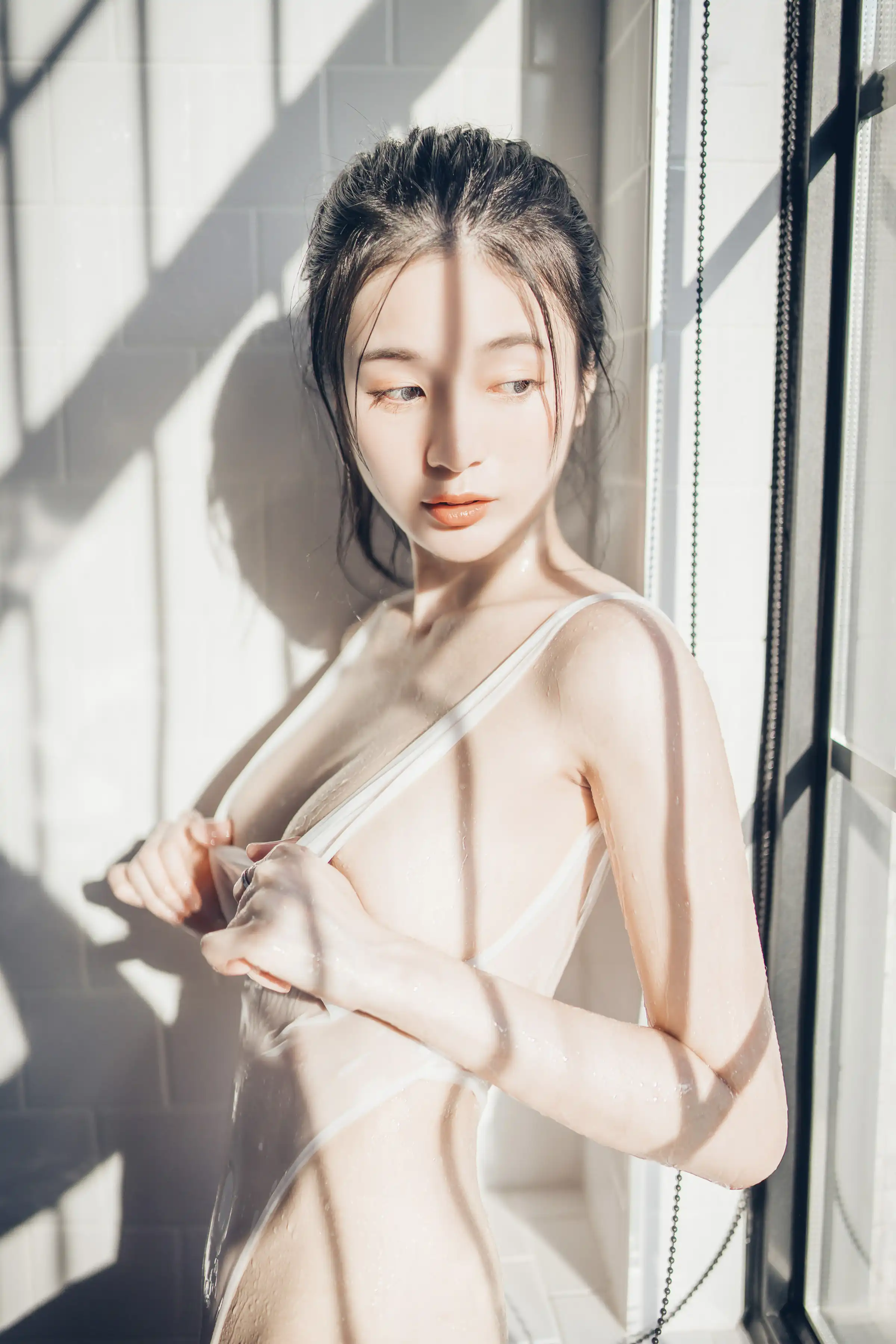 1920536