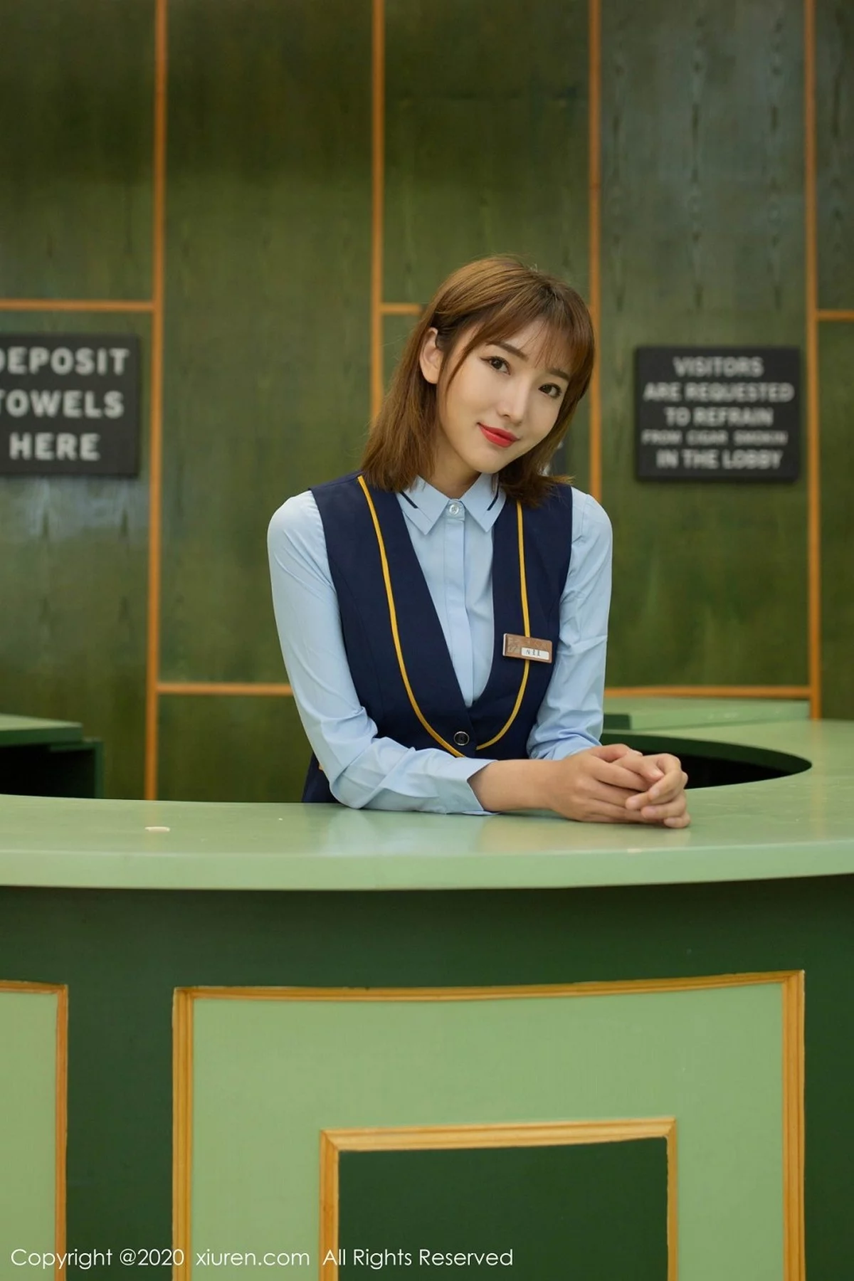 [XiuRen秀人网]No.2125_嫩模陆萱萱电影院售票员主题性感黑色内衣配黑丝袜诱惑写真88P