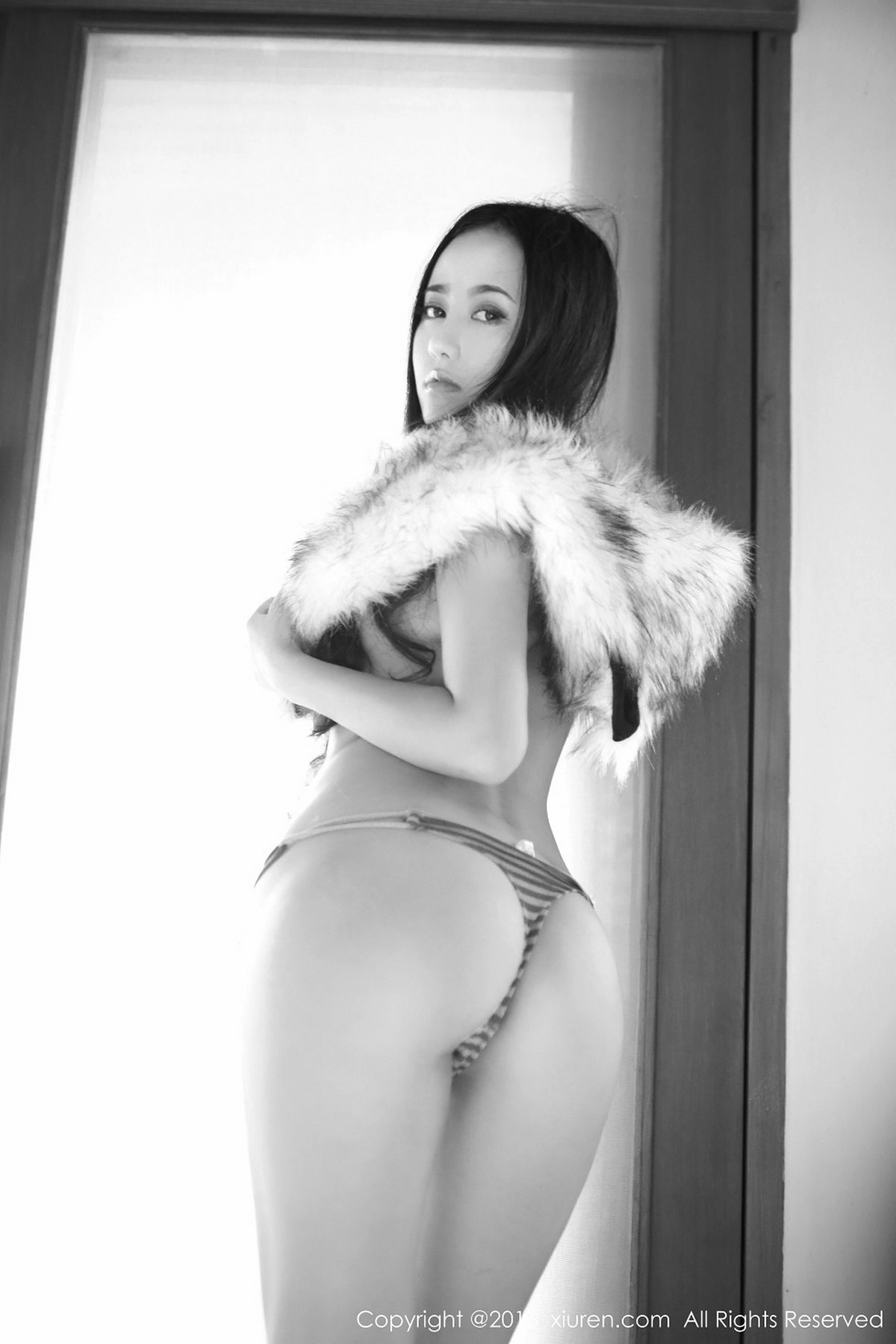 [XiuRen秀人网]No.487_嫩模玛鲁娜Manuela苏梅岛旅拍撩人姿势迷人美臀无敌诱惑43P