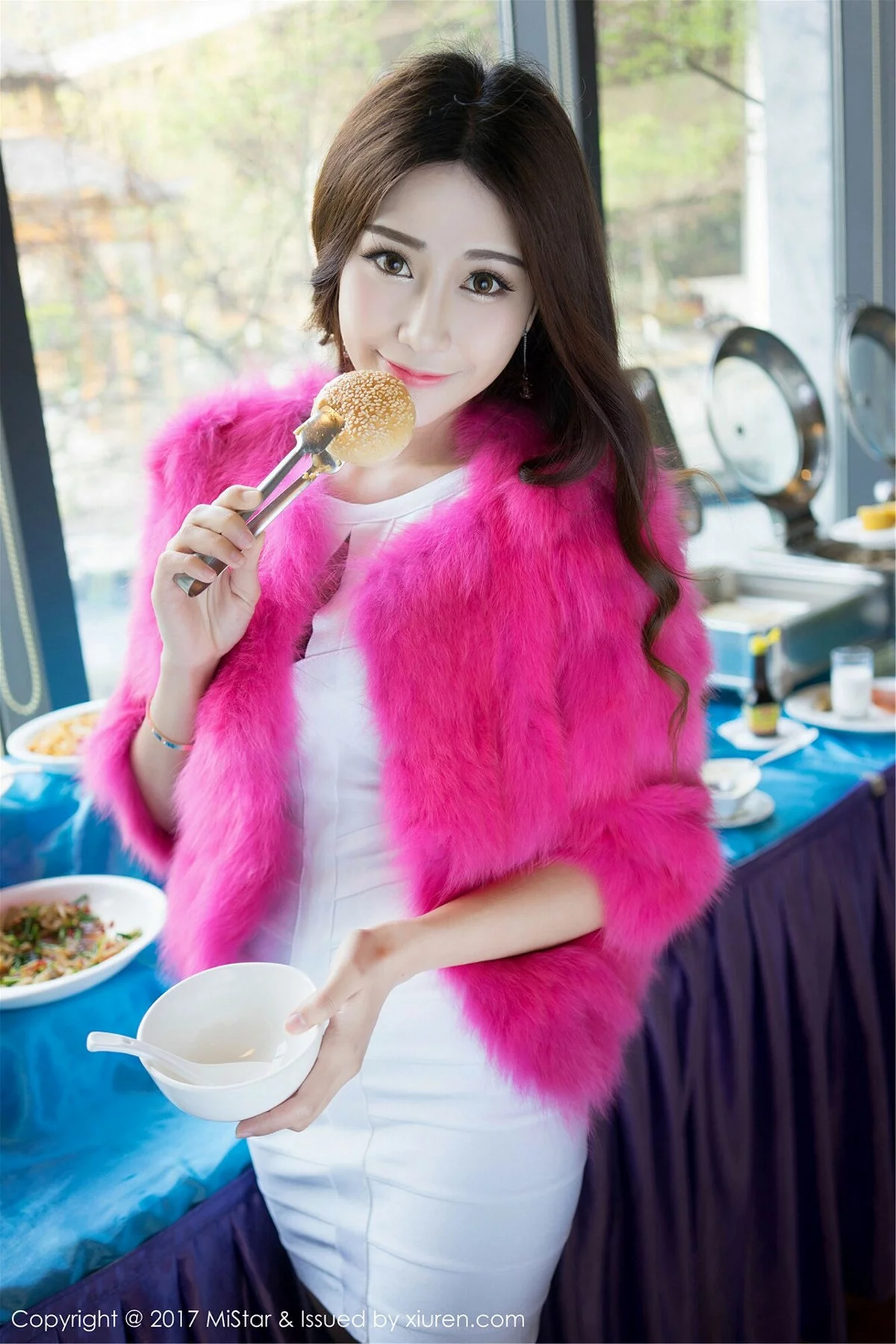 [MiStar魅妍社]Vol.169_嫩模小蕾蕾景区旅拍多套服饰高颜值清新迷人写真65P