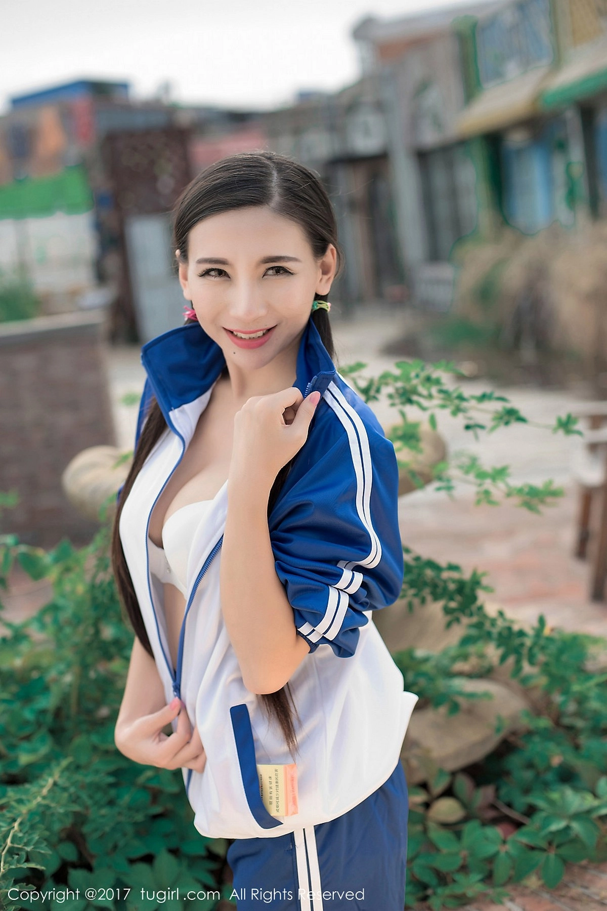 [XiuRen秀人网]No.765_嫩模赵颖居家青春校服系半脱秀性感美胸妩媚迷人写真55P