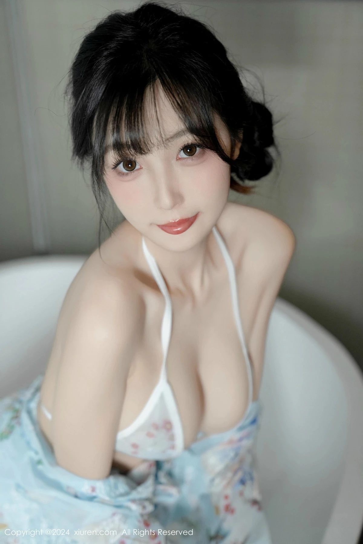 1355882