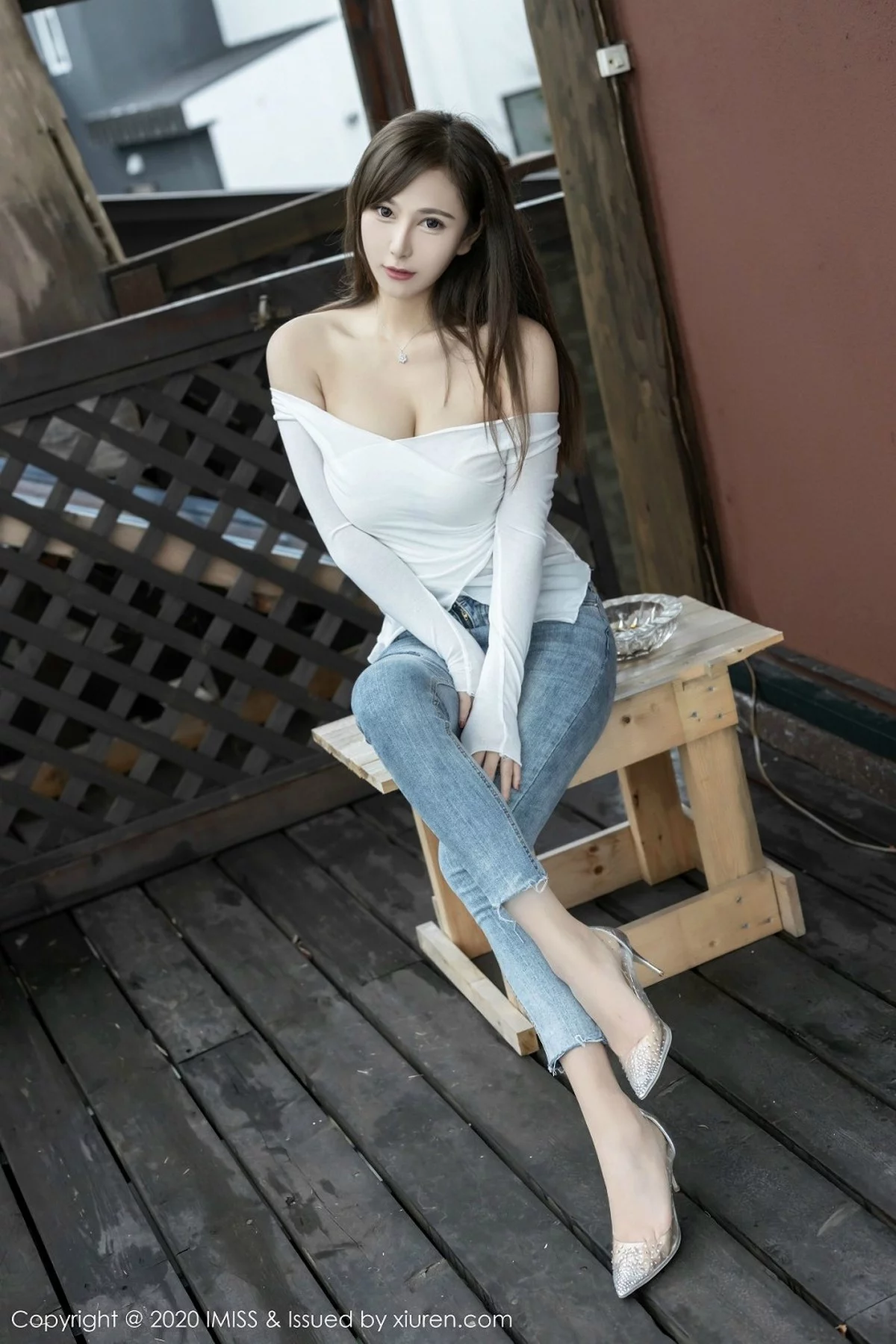 1401058