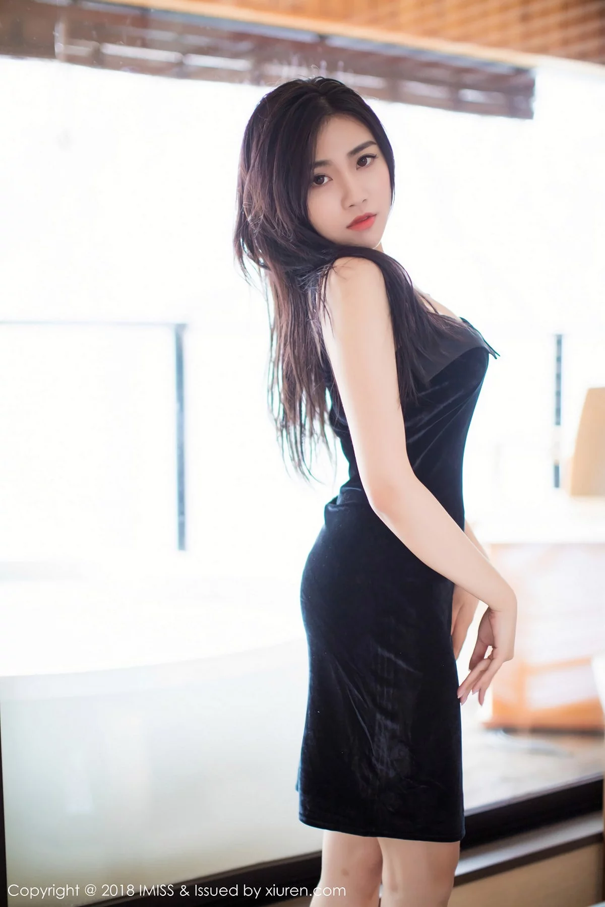 1411422