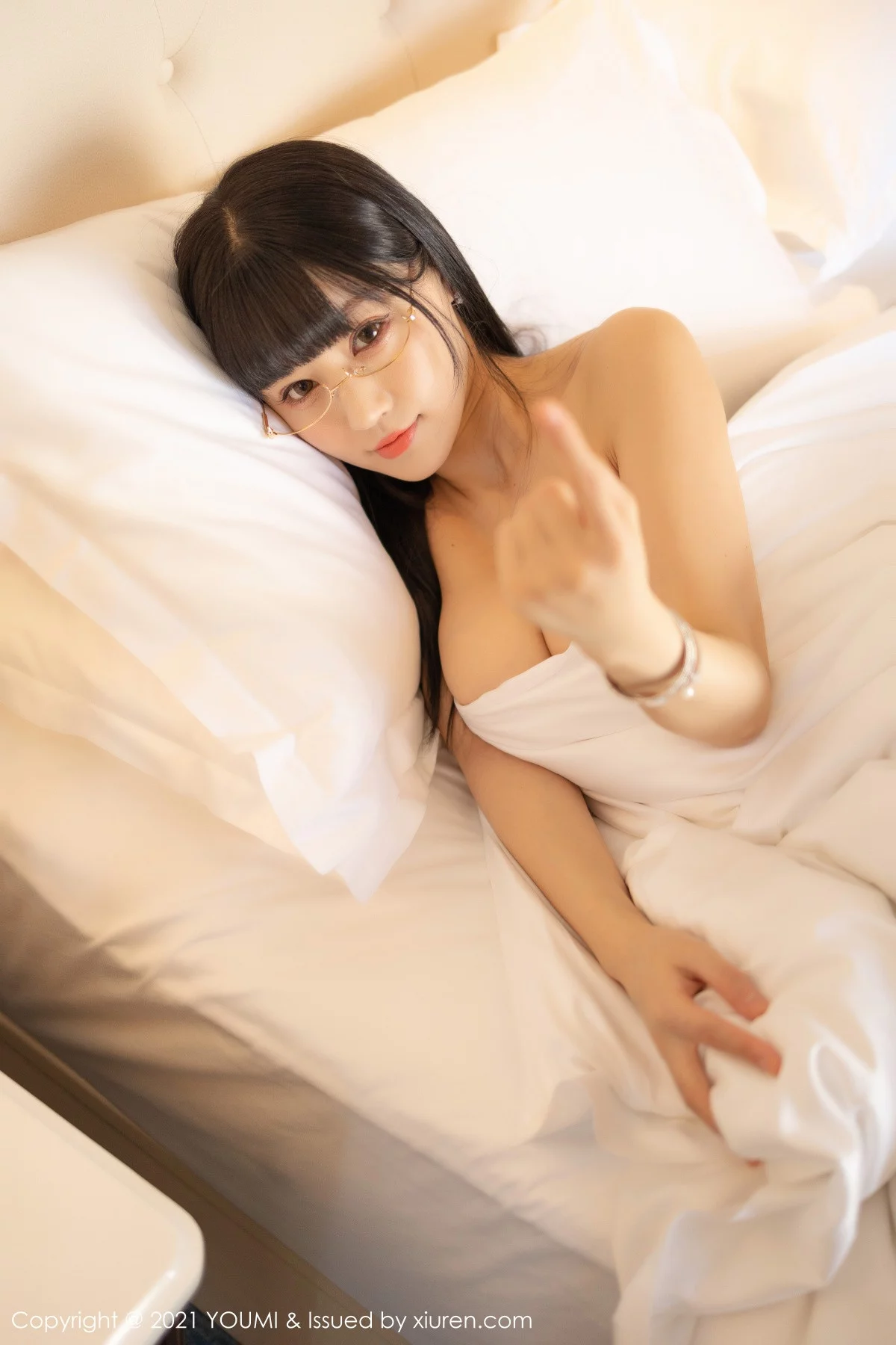 1504775