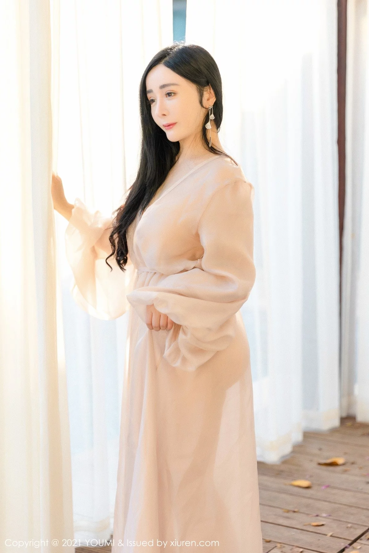 1505298