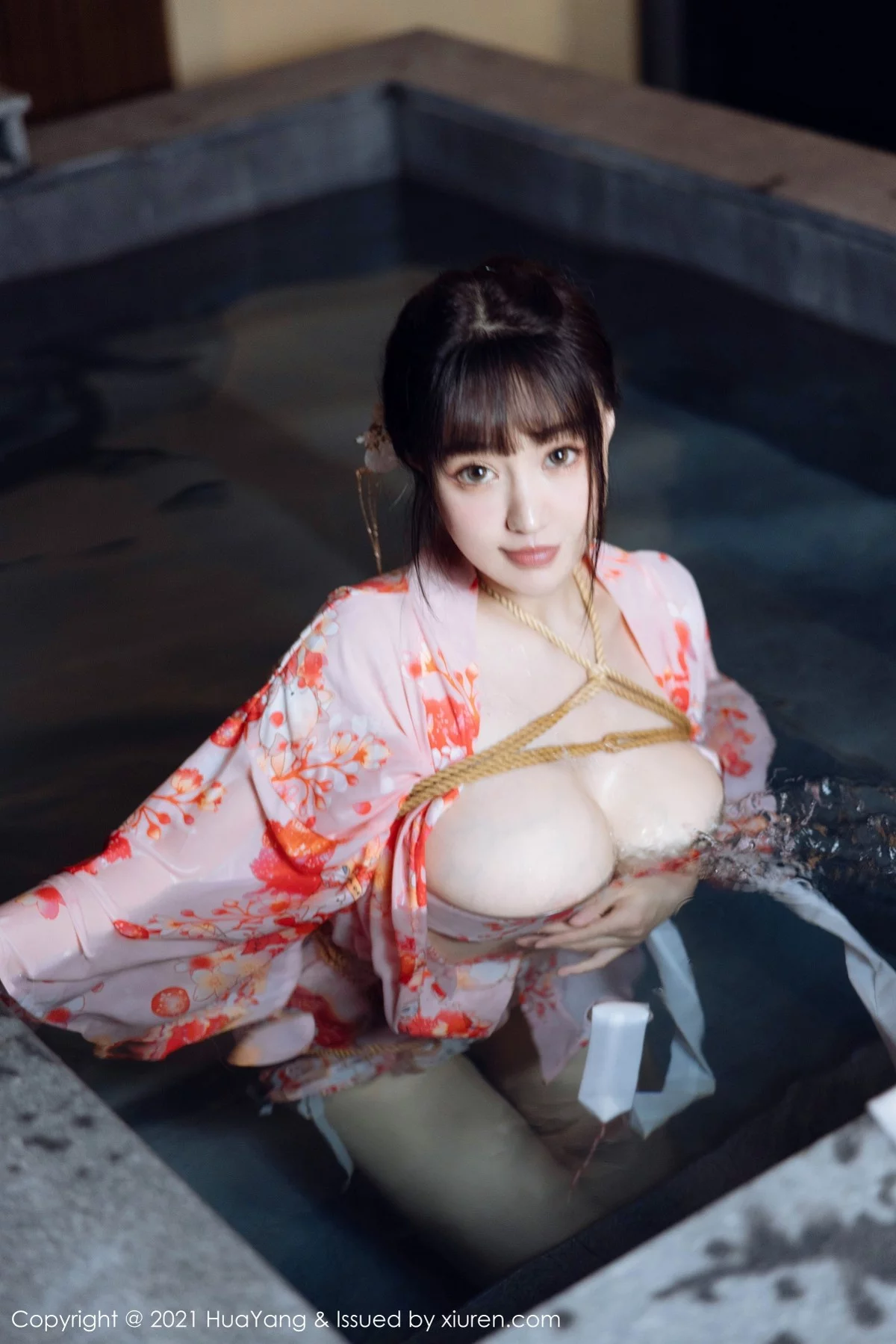 1550618