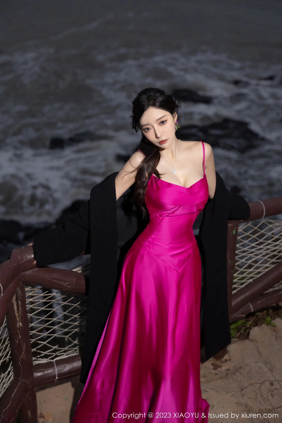 1604720