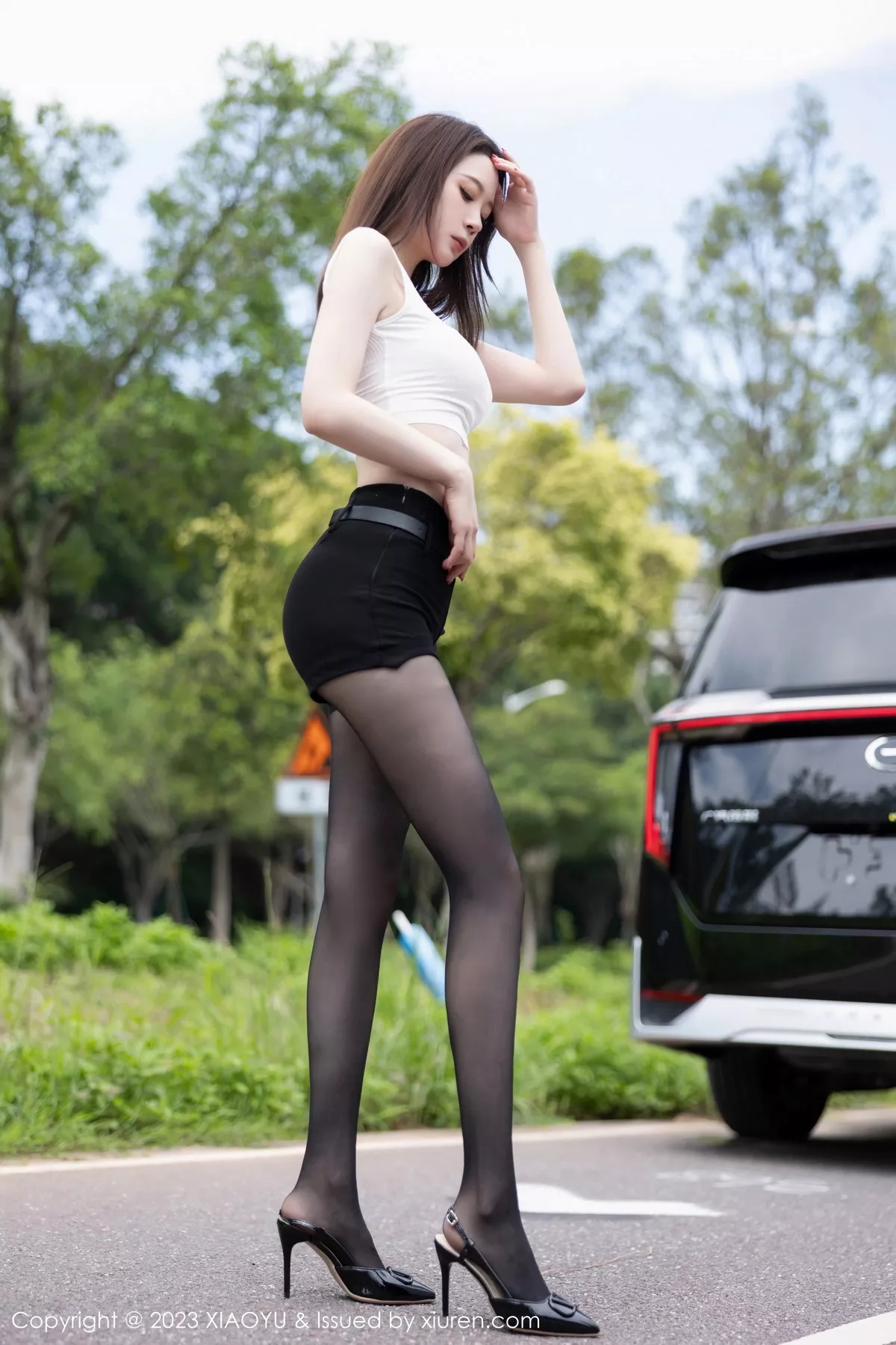1607778