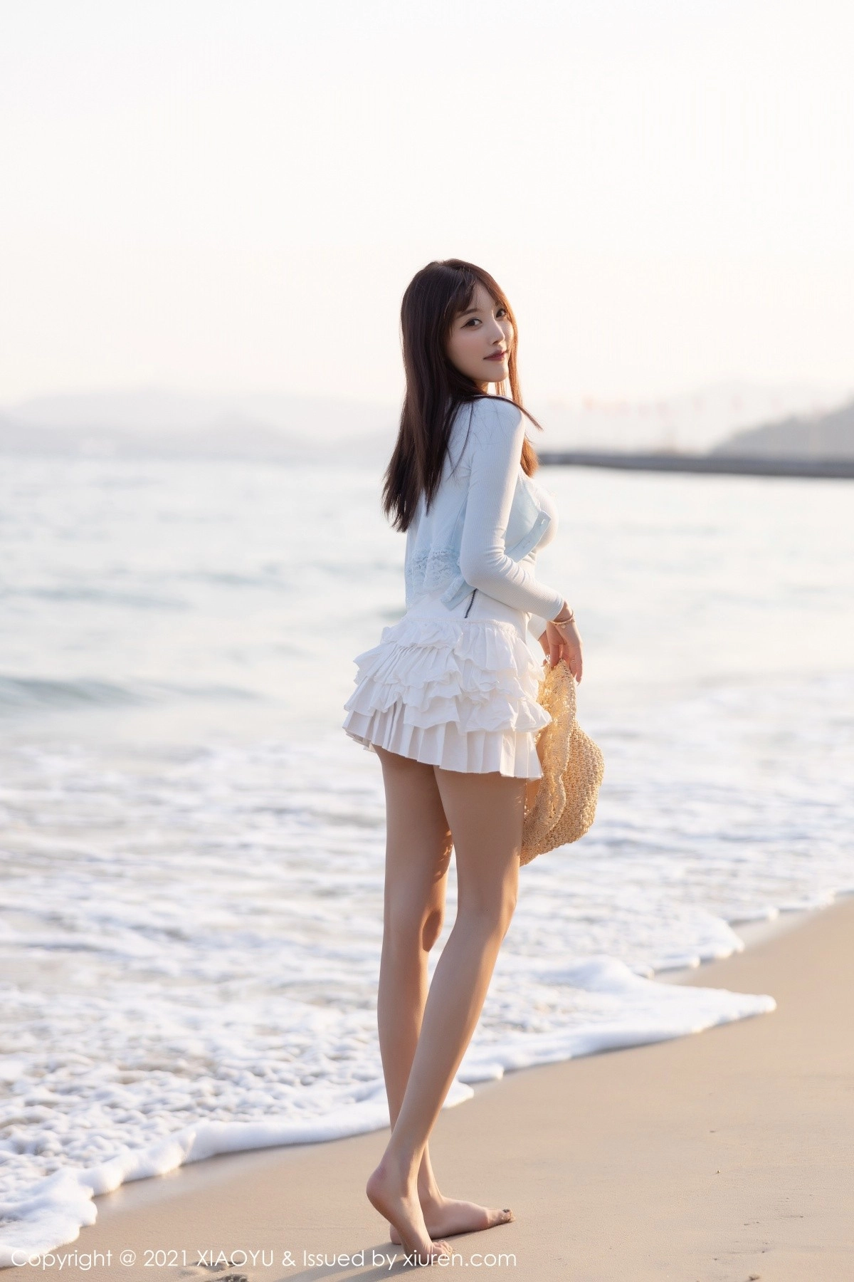 1702826