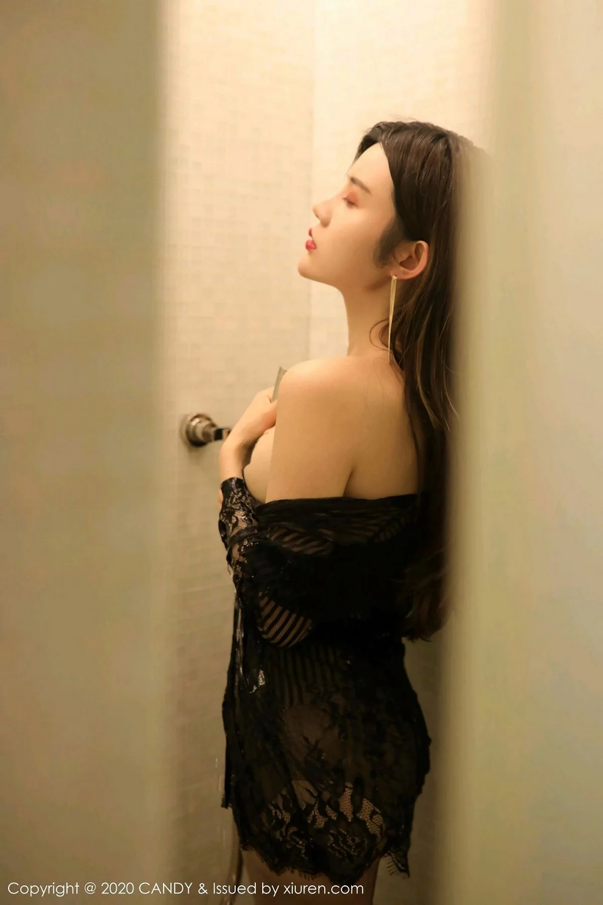 1850199