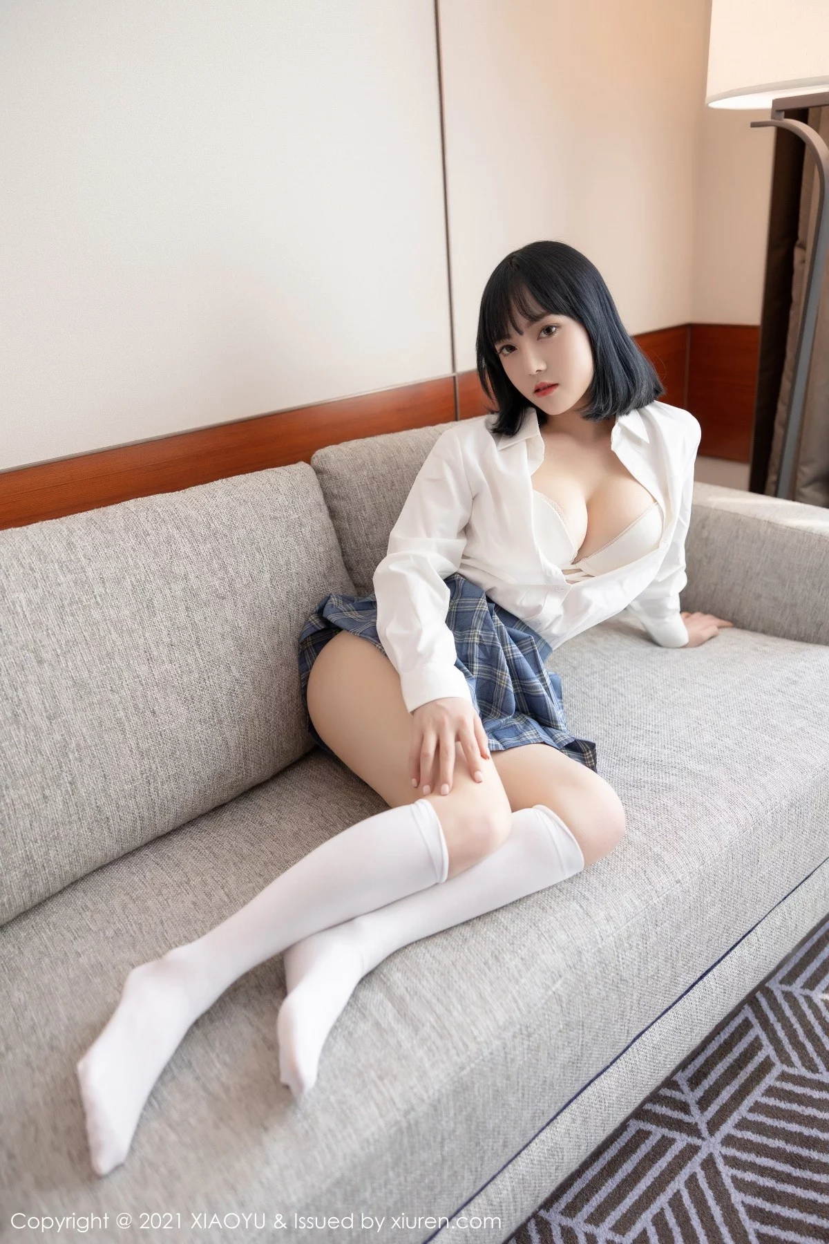 1711516