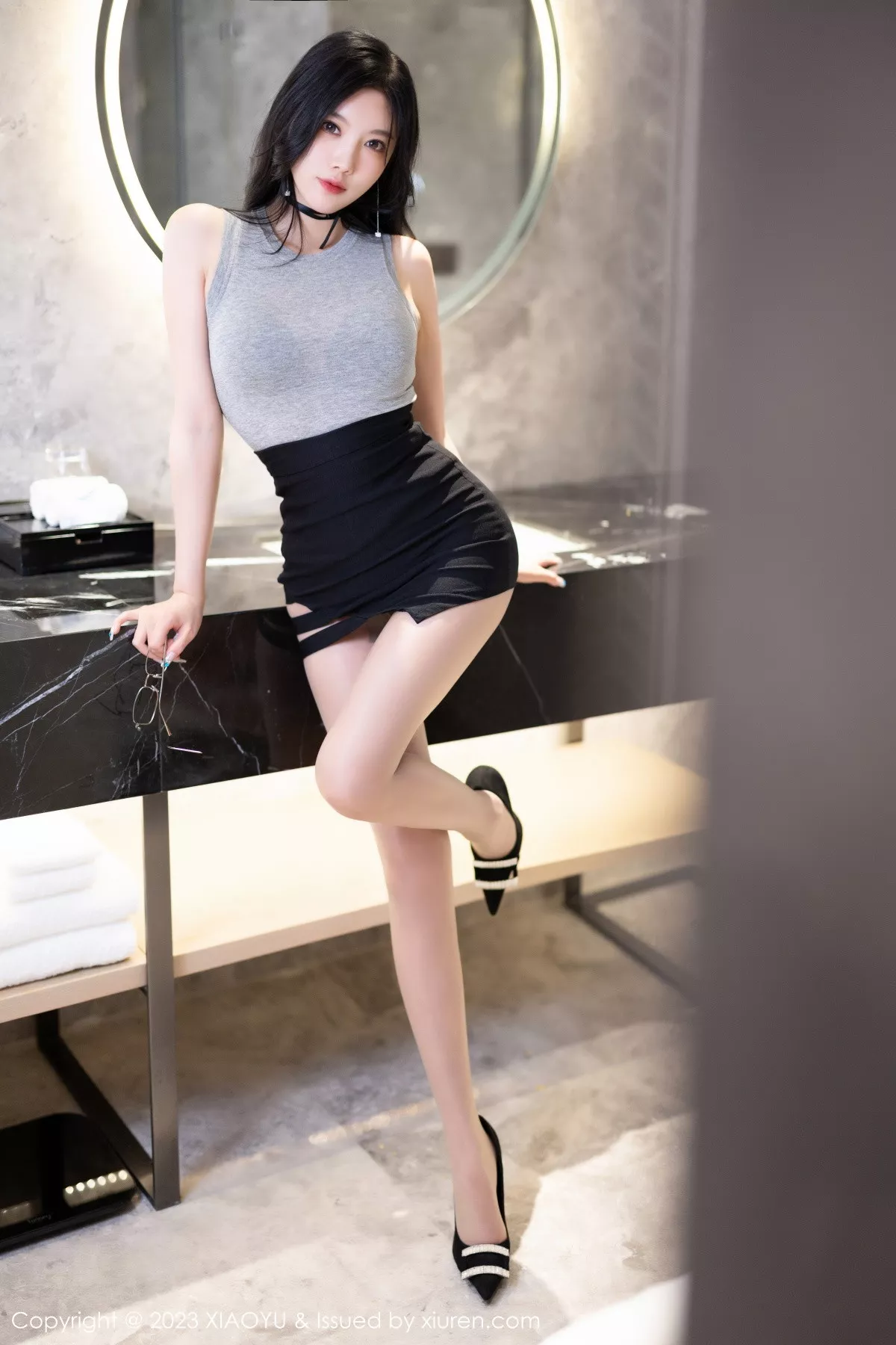 1615783
