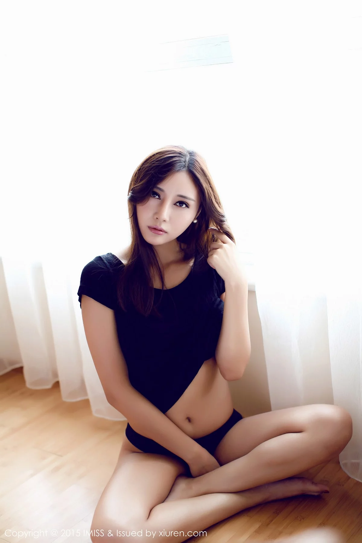 1904278