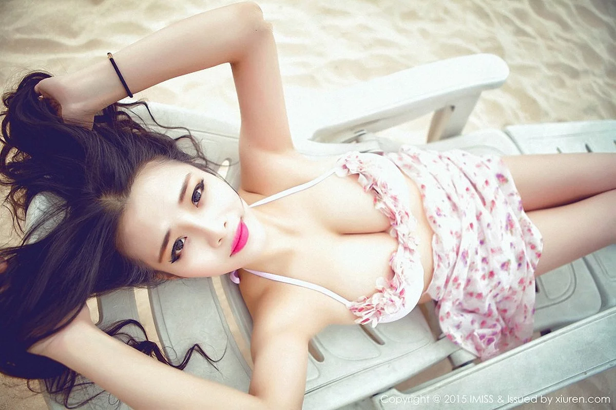 1904248