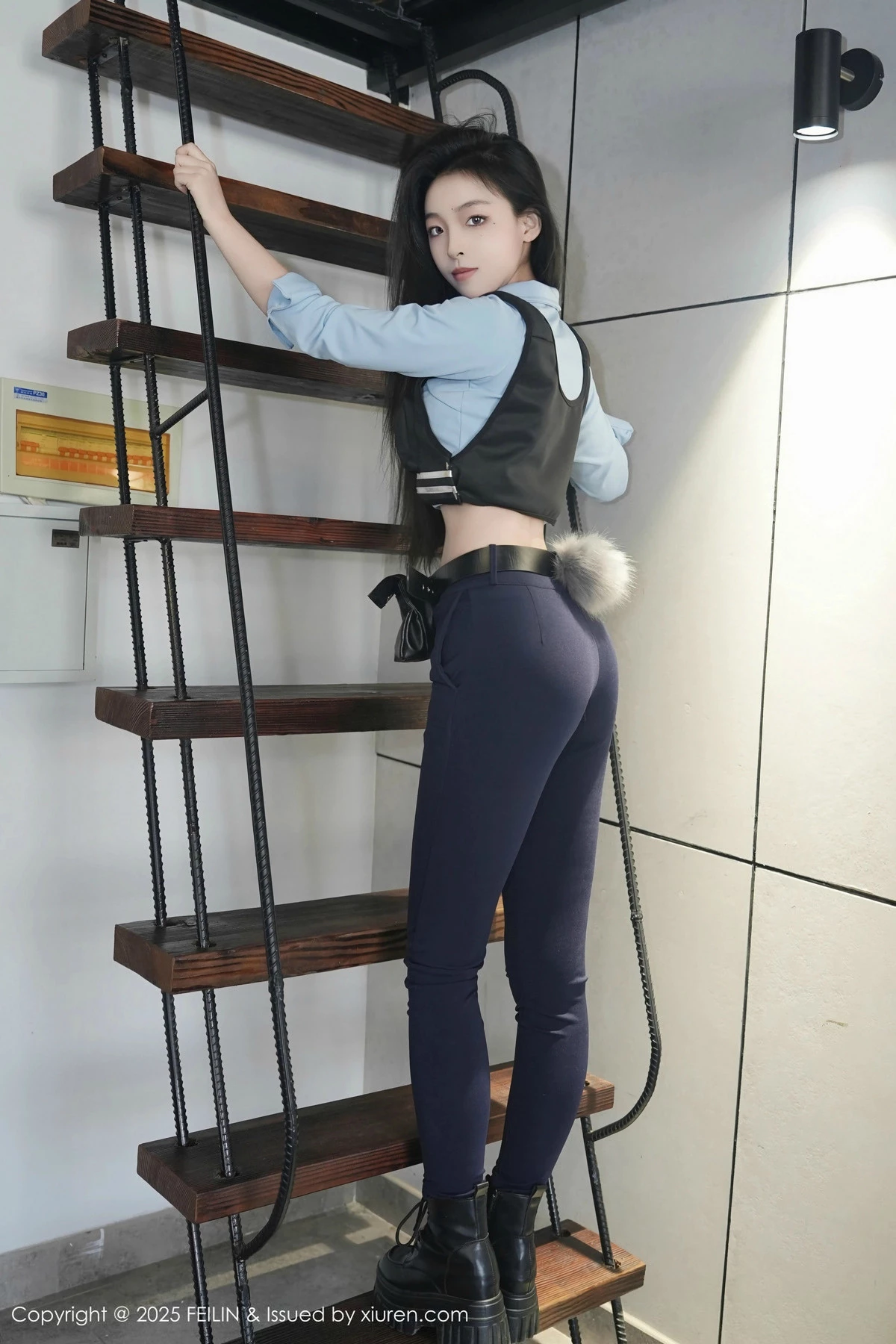 1815726